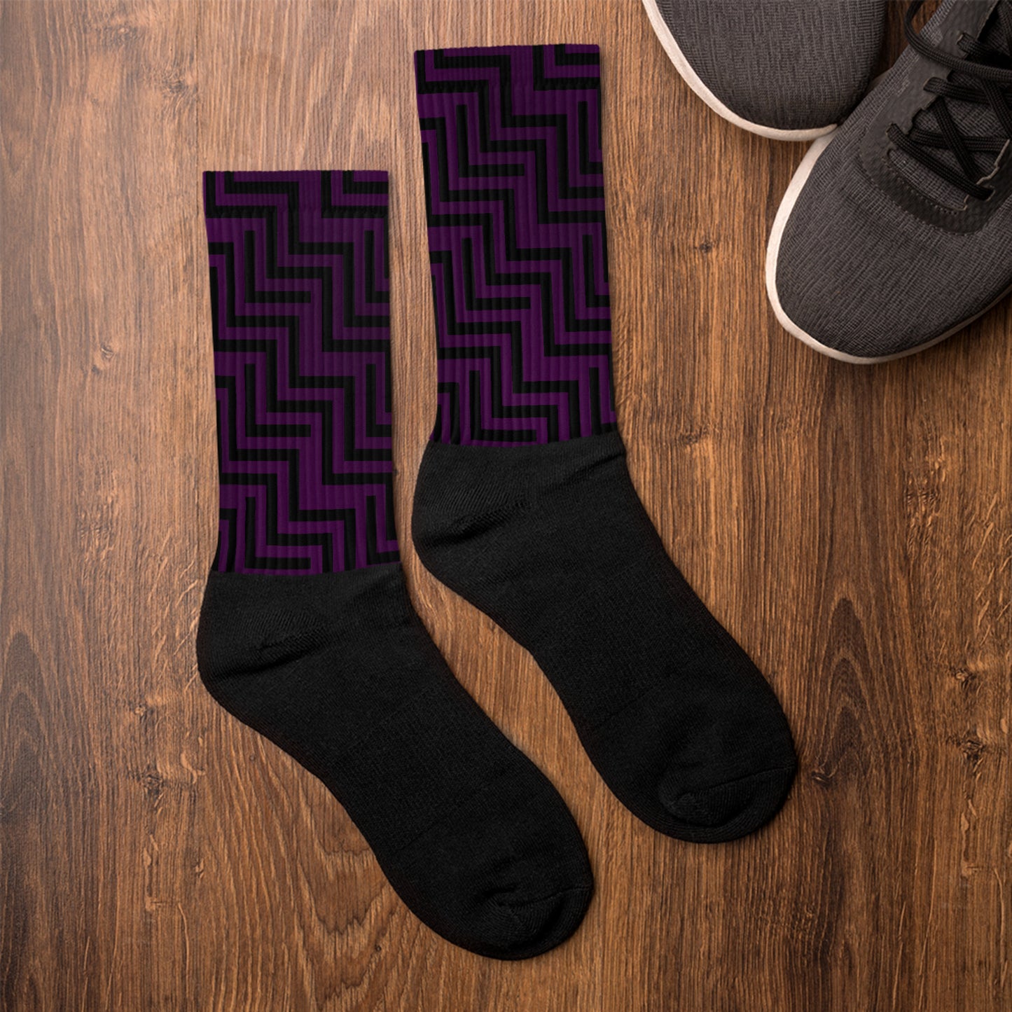 Socks Purple & Black Zig Zag Print