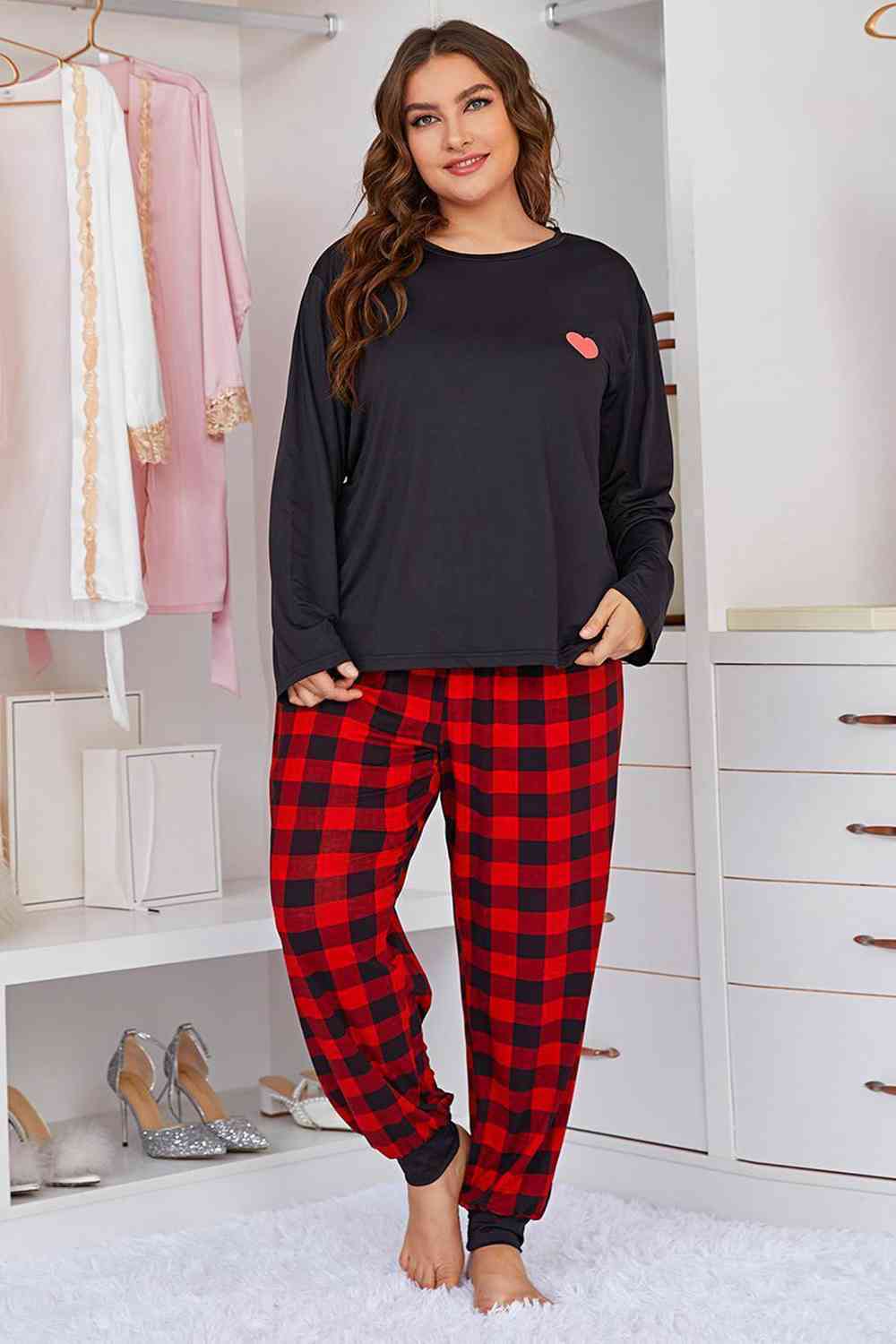 Plus Size Heart Graphic Top and Plaid Joggers Lounge Set