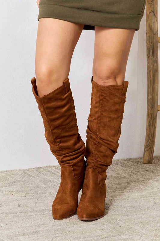 East Lion Corp Block Heel Knee High Boots in Chestnut